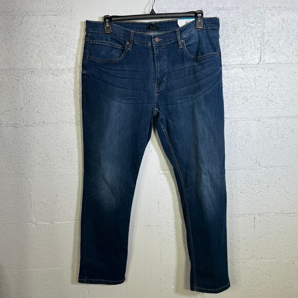 Alfani Men's Jon Medium Wash Straight Fit Stretch Jeans, blue 36/30 $60 - Picture 1 of 7